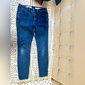 Pilcro High Rise Skinny Jeans: 27